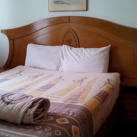 Accoustix Backpackers Hostel โจฮันเนสเบิร์ก ภายนอก รูปภาพ