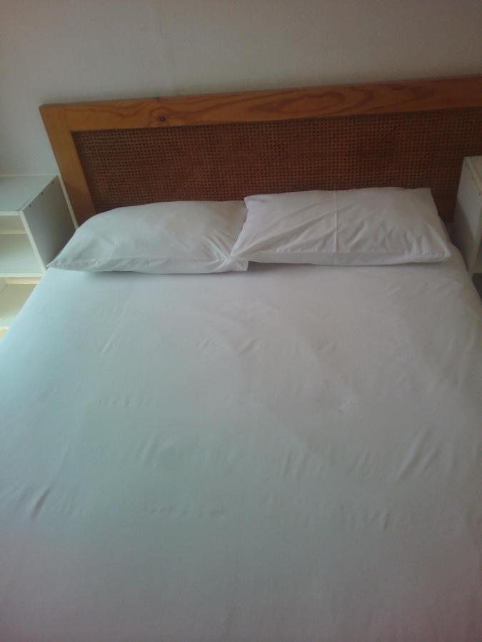 Accoustix Backpackers Hostel โจฮันเนสเบิร์ก ภายนอก รูปภาพ