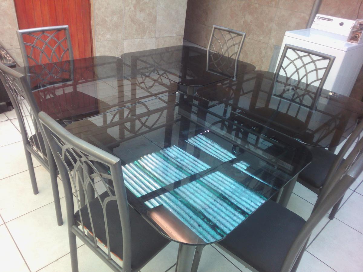 Accoustix Backpackers Hostel โจฮันเนสเบิร์ก ภายนอก รูปภาพ